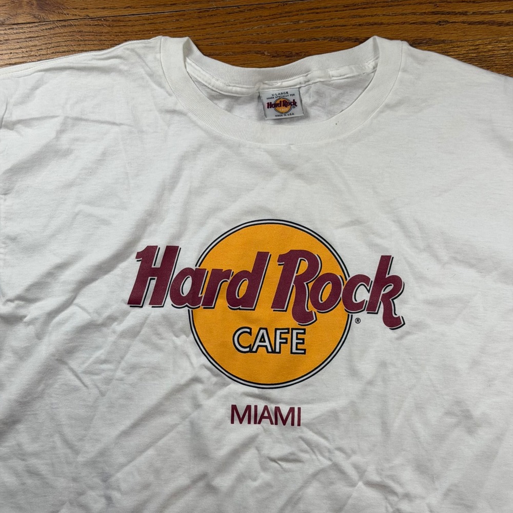 Vintage Hard Rock Cafe Miami T Shirt Mens XL White Graphic Logo Made in USA Y2K